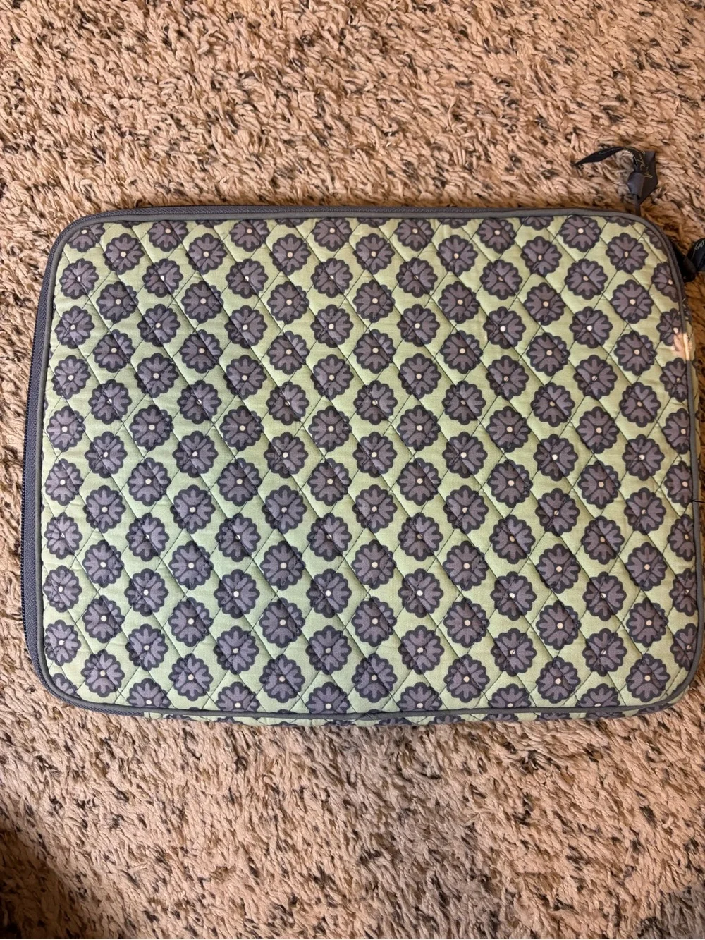 Vera Bradley Baroque Laptop Sleeve Case 15” Quilted Green Floral
